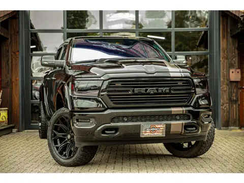 Dodge Ram 1500 5.7 V8 4x4 Crew Cab Laramie !!! 1e eigenaar !!! Wide Body