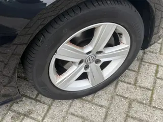Foto 14 van Volkswagen Golf 1.6 TDI Highline *NIEUWSTAAT*