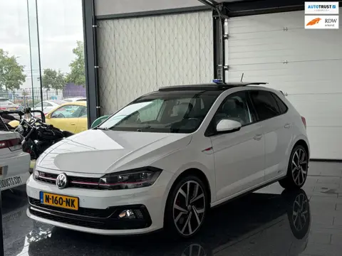 Volkswagen Polo 2.0 TSI GTI 2018 200PK DSG Pano Virt Wit