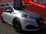 Foto 22 van Peugeot 208 1.2 PureTech Active Airco Cruise Navi 5DRS NL-Auto