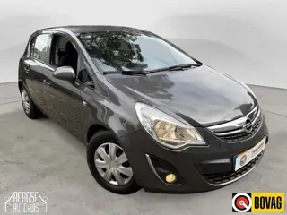 Foto 15 van Opel Corsa 1.2 16V Cosmo Airco Elek. Ramen Facelift