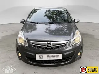 Foto 16 van Opel Corsa 1.2 16V Cosmo Airco Elek. Ramen Facelift