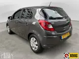 Foto 28 van Opel Corsa 1.2 16V Cosmo Airco Elek. Ramen Facelift