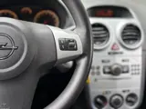 Foto 21 van Opel Corsa 1.2 16V Cosmo Airco Elek. Ramen Facelift