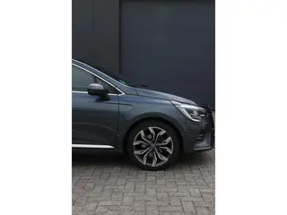 Foto 16 van Renault Clio 1.3 TCe Intens Bose audio | stuurverwarming | CC | Dealer onderhouden