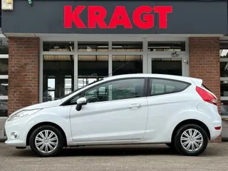 Foto 16 van Ford Fiesta Titanium 1.25 82 pk - climate - parkpilot - zuinig!