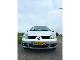Foto 13 van Renault Clio 1.2-16V Exception