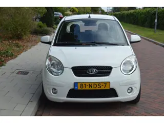 Foto 19 van Kia Picanto 1.0 Seven Org NL/NAP/nw distributie + koppeling