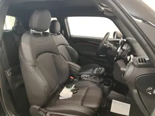 Foto 18 van Mini Electric Cooper 33 kWh 184pk Yours | SOH 98% | Leder | CarPlay | Navi | Stoelverwarming | Getin
