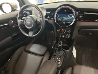 Foto 19 van Mini Electric Cooper 33 kWh 184pk Yours | SOH 98% | Leder | CarPlay | Navi | Stoelverwarming | Getin