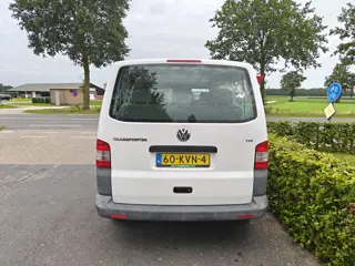 Foto 20 van Volkswagen Transporter Kombi 9 prs 2.0 TDI L1H1 Trendline AIRCO BJ 2010