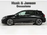 Foto 28 van Volkswagen Golf 1.5 eTSI R-Line Edition - Inc BTW - ACC - Camera
