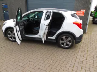 Foto 16 van Opel MOKKA 1.4 T X Edition 4x4