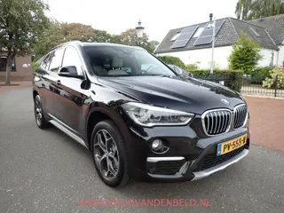 Foto 20 van BMW X1 xDrive20i PANODAK / HEAD-UP / SPORTLEER / BLUETOOTH