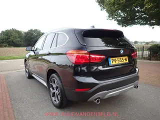 Foto 18 van BMW X1 xDrive20i PANODAK / HEAD-UP / SPORTLEER / BLUETOOTH