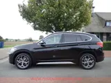 Foto 26 van BMW X1 xDrive20i PANODAK / HEAD-UP / SPORTLEER / BLUETOOTH