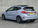 Foto 27 van Ford Fiesta 1.0 EcoBoost Hybrid ST-Line | B&O Audio | Panoramadak | Stoelverwarming | Camera |