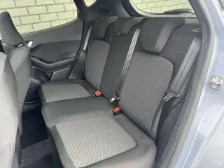Foto 19 van Ford Fiesta 1.0 EcoBoost Hybrid ST-Line | B&O Audio | Panoramadak | Stoelverwarming | Camera |