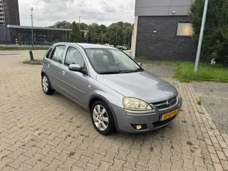 Foto 20 van Opel Corsa 1.4-16V Full Rhythm