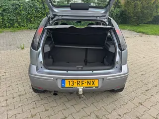 Foto 19 van Opel Corsa 1.4-16V Full Rhythm