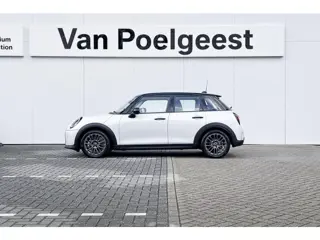 Foto 13 van MINI 5-deurs Cooper C Classic Pakket M