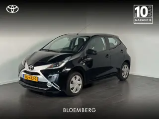 Toyota Aygo 1.0 VVT-i x-play | Achteruitrijcamera | Airco | Lage km stand |