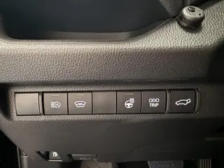 Foto 16 van Toyota RAV4 2.5 Hybrid Dynamic Style pakket, Lederen stoelen en elektrisch verstelbare stoele, stuur