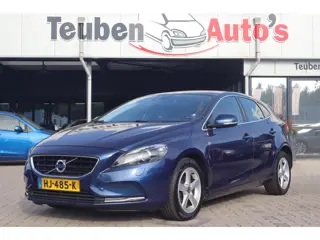Volvo V40 2.0 D2 Ocean Race Business | Leder | Glazen dak | Camera | Stoelverwarming | Trekhaak