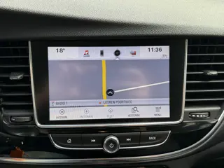 Foto 12 van Opel Mokka X 1.4 Turbo 140PK Business+ StoelStuurverwarming Climate Control Carplay