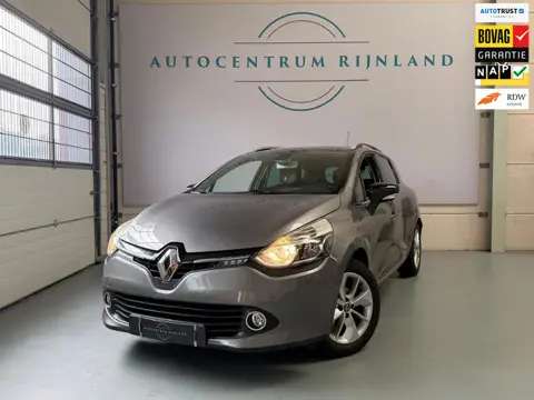 Renault Clio Estate 0.9 TCe Iconic Camera, Leer, Navi, Stoelverwarming, Trekhaak
