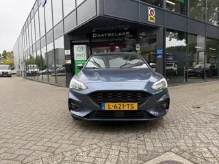 Foto 12 van Ford FOCUS Wagon 1.0 EcoBoost ST Line X Business Camera el.klep Navi