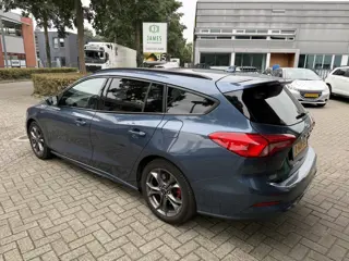 Foto 13 van Ford FOCUS Wagon 1.0 EcoBoost ST Line X Business Camera el.klep Navi