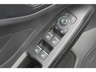 Foto 14 van Ford FOCUS Wagon 1.0 EcoBoost Hybrid ST Line (bj 2024)