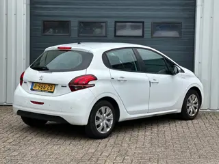 Foto 19 van Peugeot 208 1.2 PureTech Active AIRCO / APK / PDC / CRUISE
