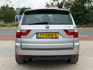 Foto 14 van BMW X3 2.0i Introduction
