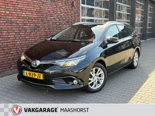 Toyota Auris Touring Sports 1.2T Aspiration AchteruitrijCam./Trekhaak/LaneAss./Clima/Airco/Cruise/Bl