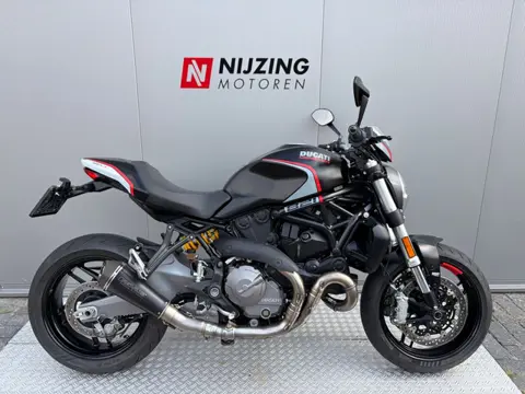 DUCATI MONSTER 821 Stealth Black - 2019