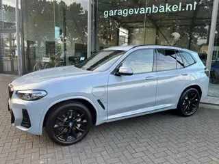 Foto 11 van BMW X3 XDRIVE30E High Executive M Sport TREKHAAK