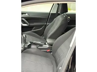 Foto 12 van Peugeot 308 1.2 VTi Active NAVI - AIRCO - NWE DISTRU
