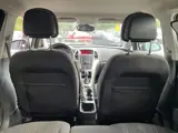 Foto 25 van Opel Astra Sports Tourer 1.7 CDTi Edition