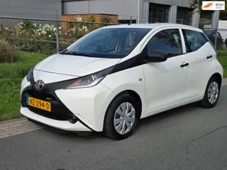 Foto 12 van Toyota Aygo 1.0 VVT-i x-fun APK/AIRCO/NAP