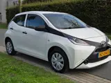 Foto 24 van Toyota Aygo 1.0 VVT-i x-fun APK/AIRCO/NAP