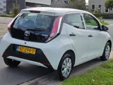 Foto 28 van Toyota Aygo 1.0 VVT-i x-fun APK/AIRCO/NAP