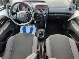 Foto 20 van Toyota Aygo 1.0 VVT-i x-fun APK/AIRCO/NAP