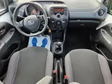 Foto 30 van Toyota Aygo 1.0 VVT-i x-fun APK/AIRCO/NAP