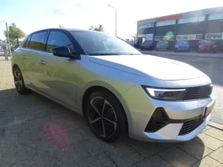 Foto 14 van OPEL ASTRA 1.2 GS LINE Turbo-PDC V/A-Navi-360 Camera-Cruise-MultiMedia-