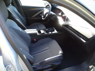 Foto 20 van OPEL ASTRA 1.2 GS LINE Turbo-PDC V/A-Navi-360 Camera-Cruise-MultiMedia-