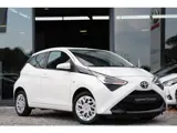 Foto 23 van Toyota Aygo 1.0 VVT-i X-Play, Navi, Camera, LED  speed limiter.