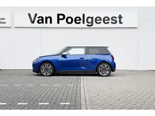 Foto 20 van MINI 3-Deurs Cooper SE Favoured M 54.2 kWh