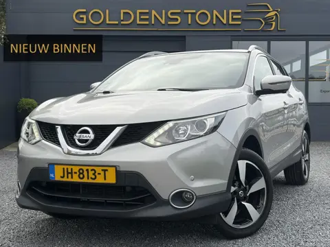 Nissan Qashqai 1.2 N-Connecta ✓Net beurt gehad✓360° Camera✓Navi✓Trekhaak✓Pano✓Pdc V+A✓Keyless✓18'Lm 